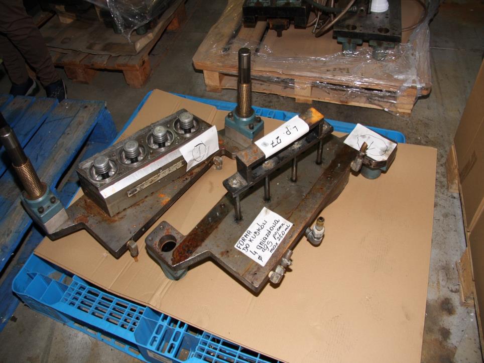 Plastic processing machines for plastic dishes-3